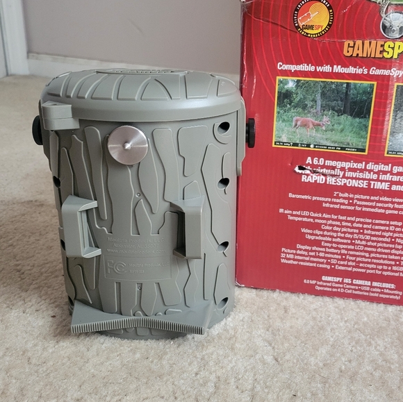 Moultrie GameSpy i65 Digital Game Camera - Picture 4 of 5
